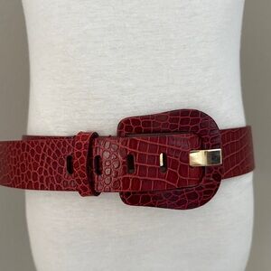 Doncaster  Women’s all leather red belt-small.